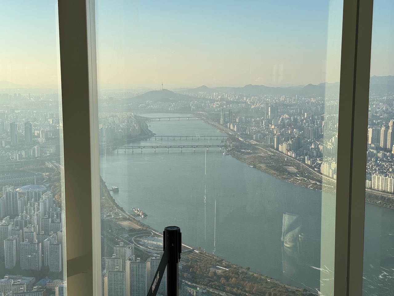 The Han river as seen from the Lotte tower in Seoul