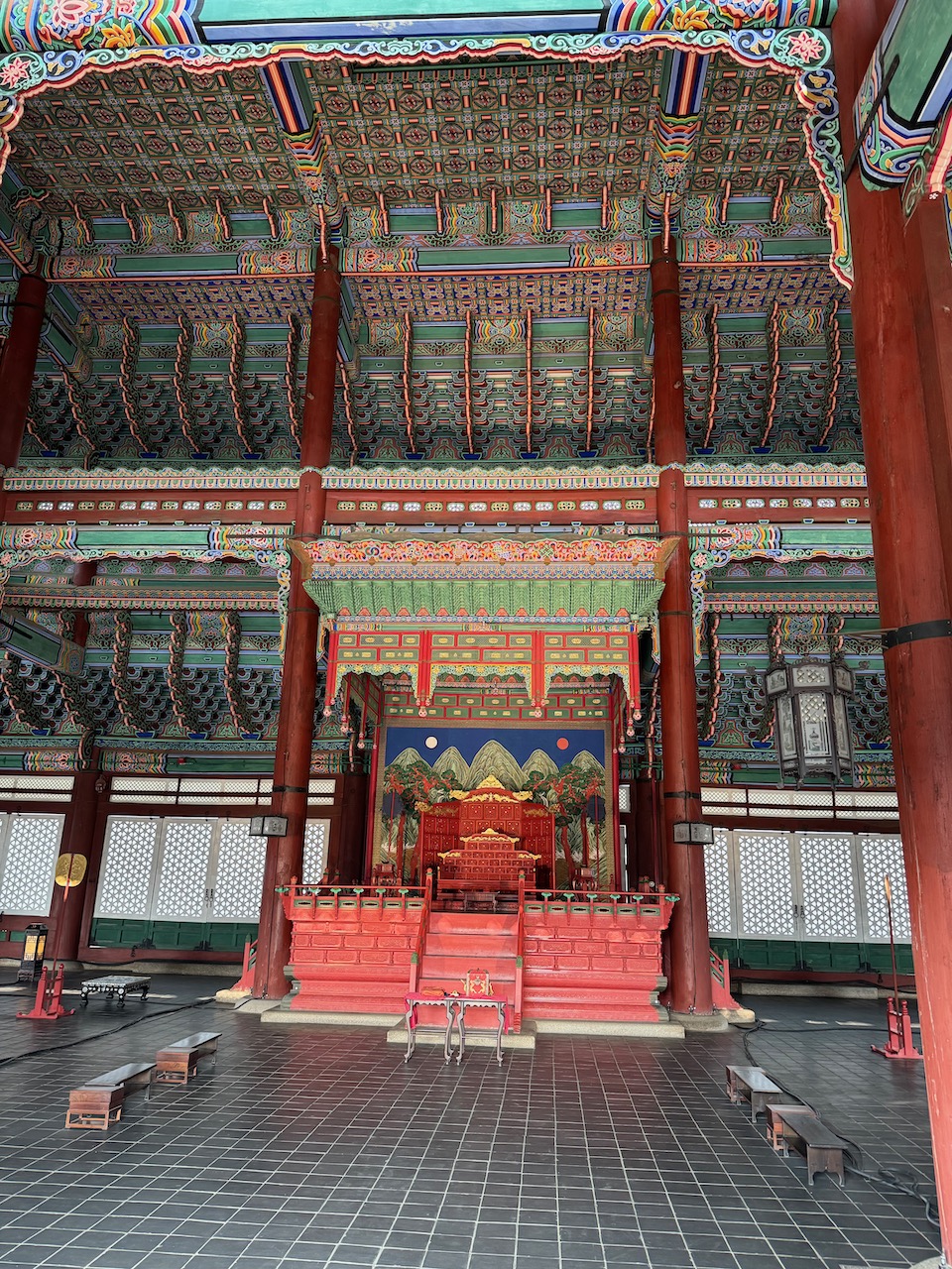 Inside of the throne hall of Gyeongbokgung